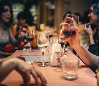 A Server's Guide to Recommending Wine: Breaking Down the Basics